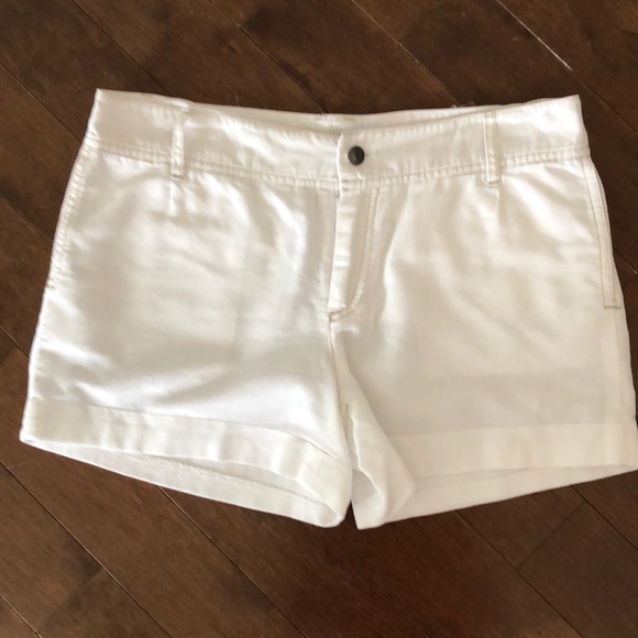 Banana Republic Linen and Cotton Shorts - Picture 2 of 5